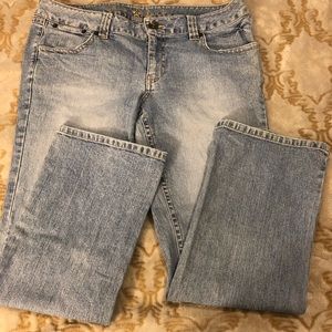 Arizona Light Wash Slim Boot Jean 13